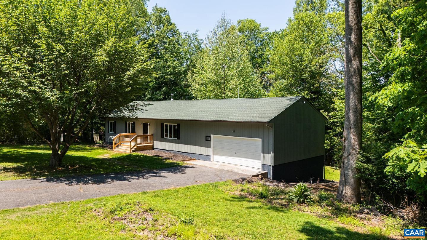 247 Goldenrod Rd