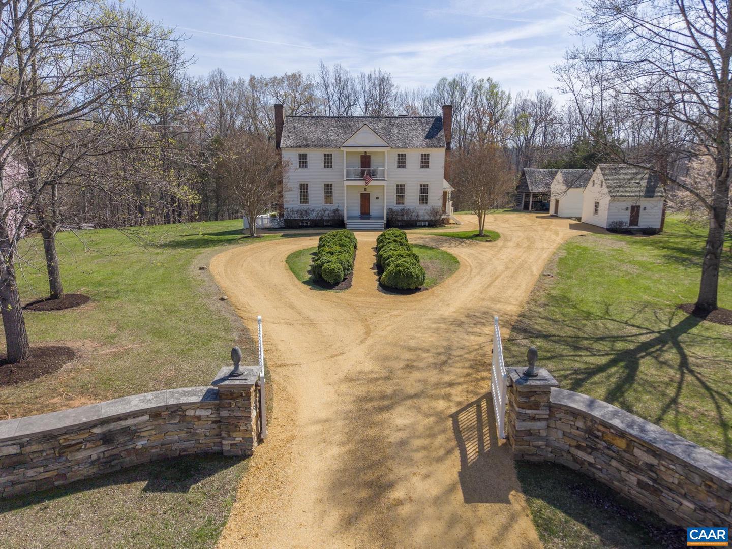 1651 Fox Hill Rd