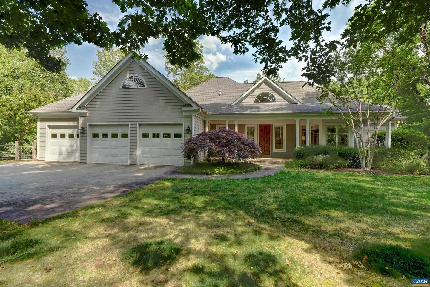 395 Ivy Vista Dr, Charlottesville