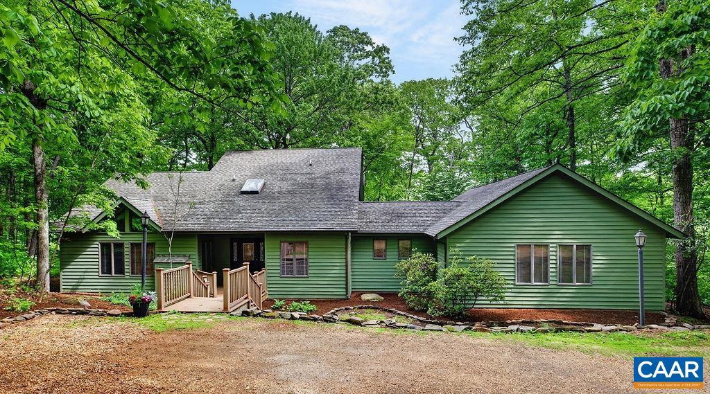 27 Fox Sparrow Ln