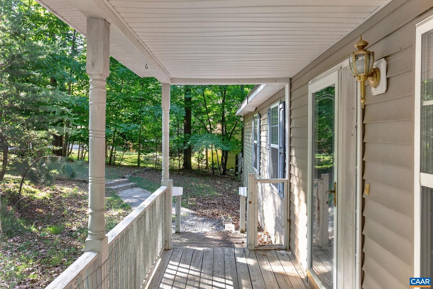 738 Jefferson Dr