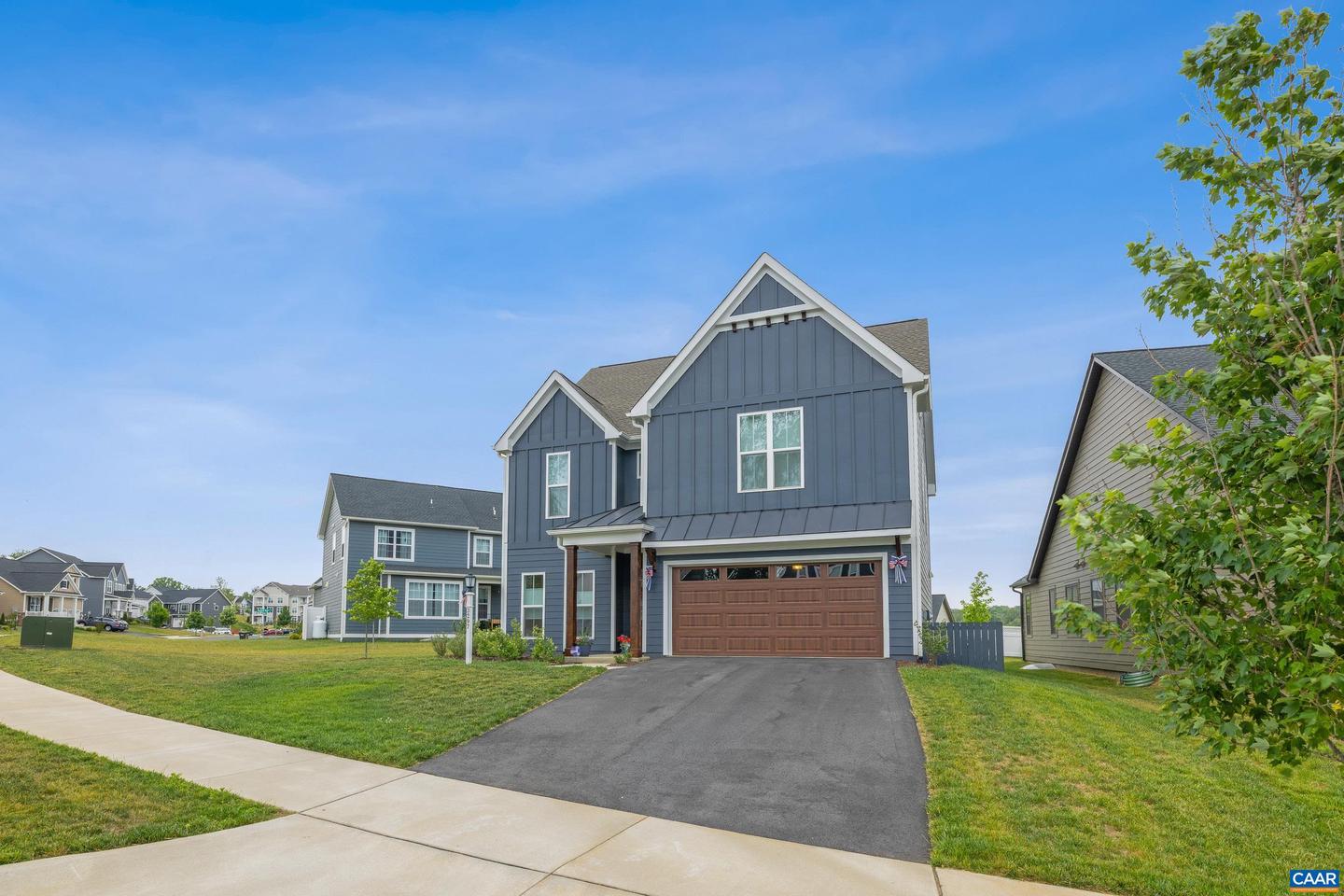 3297 Thicket Run Dr
