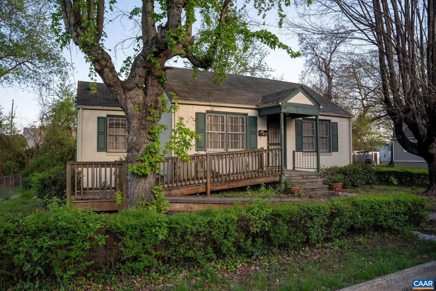 414 NW 10 1/2 St