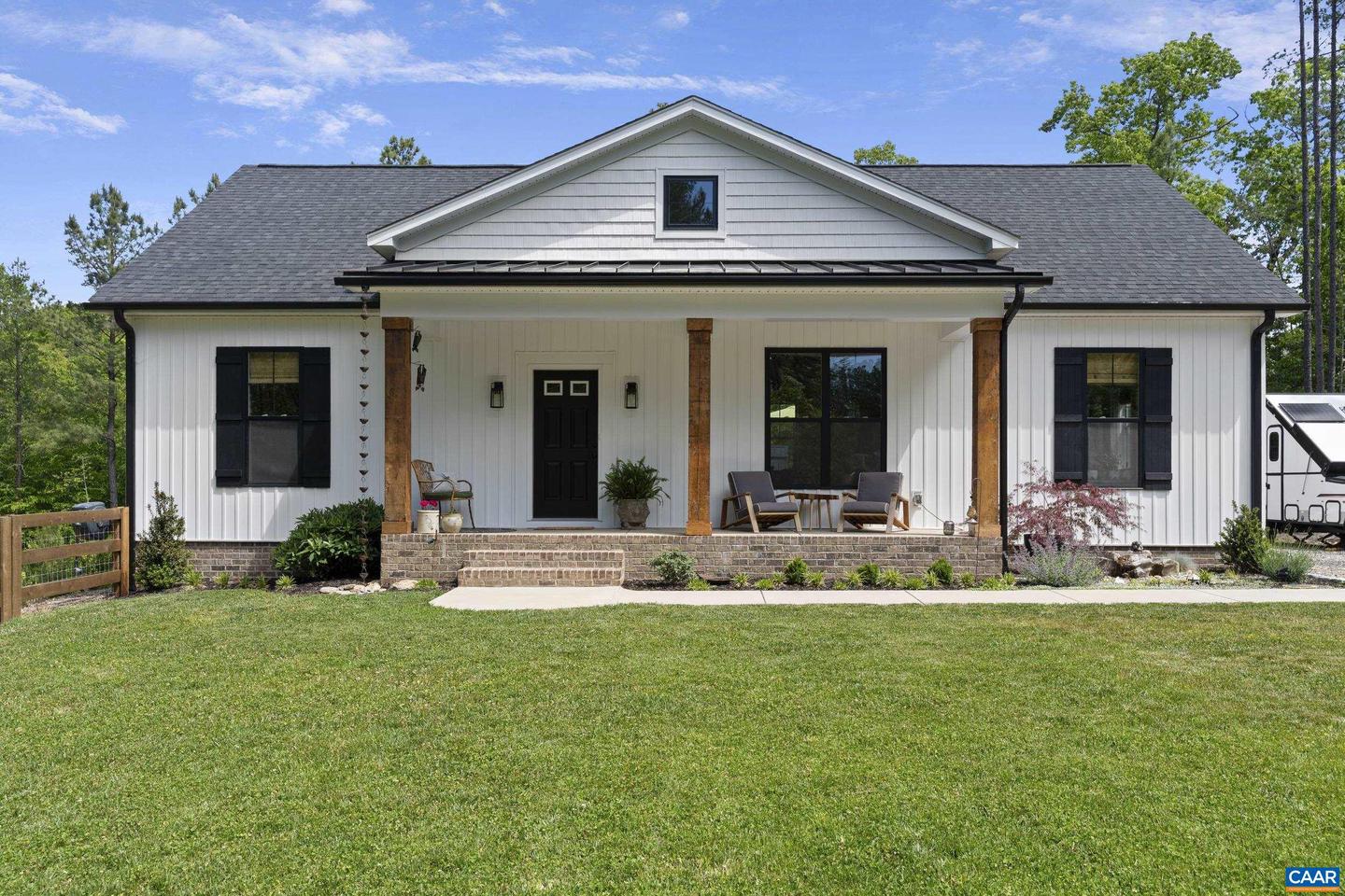 137 Forest Ridge Ln