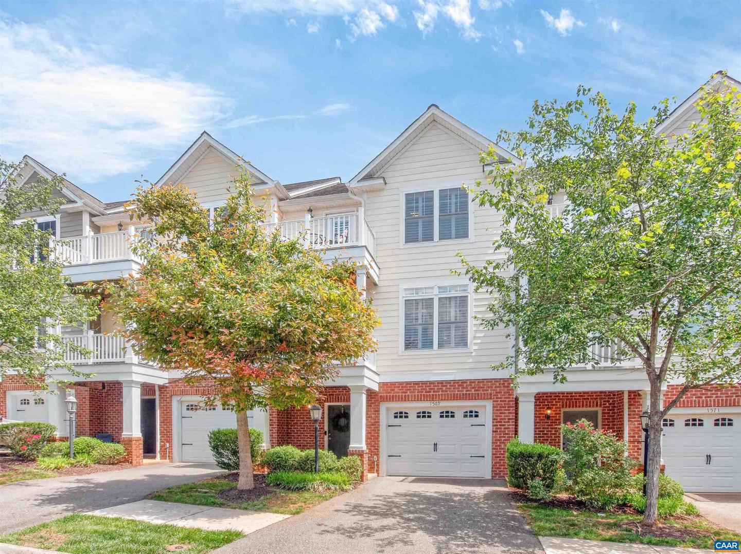 1569 Newcastle Ct