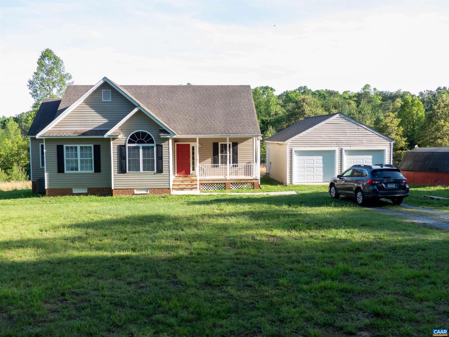 1307 Hardware Rd