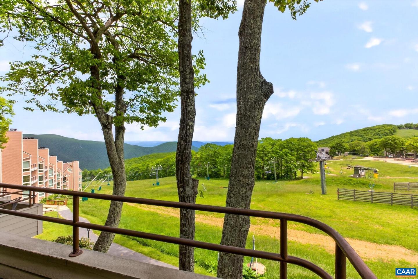 347 Dobie Condos, Wintergreen Resort
