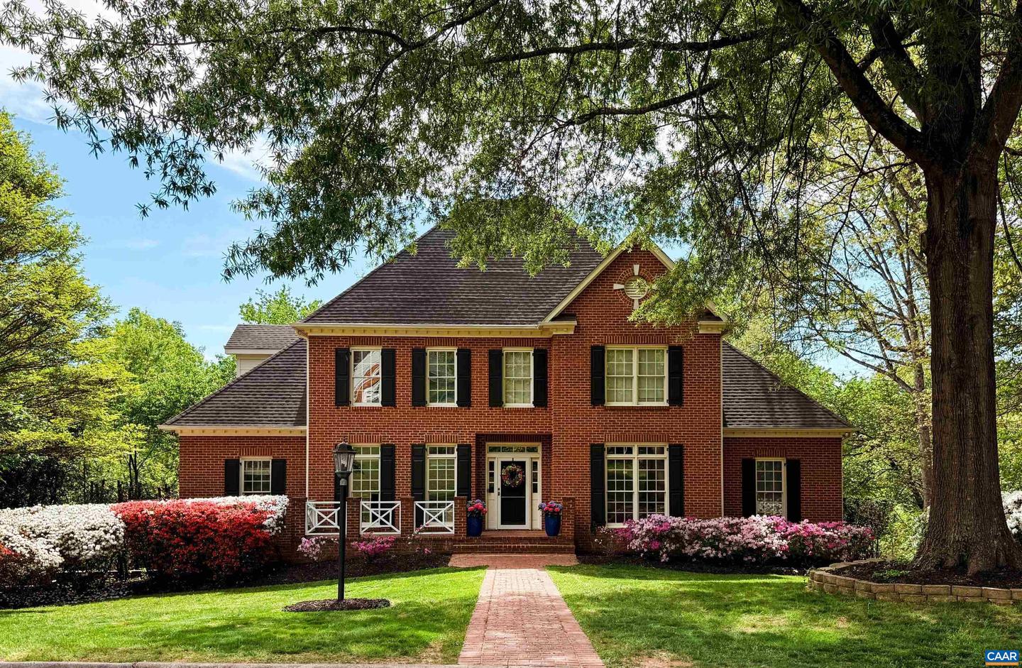 3117 Edgewater Dr