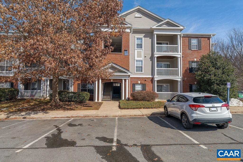 157 Yellowstone Dr #205