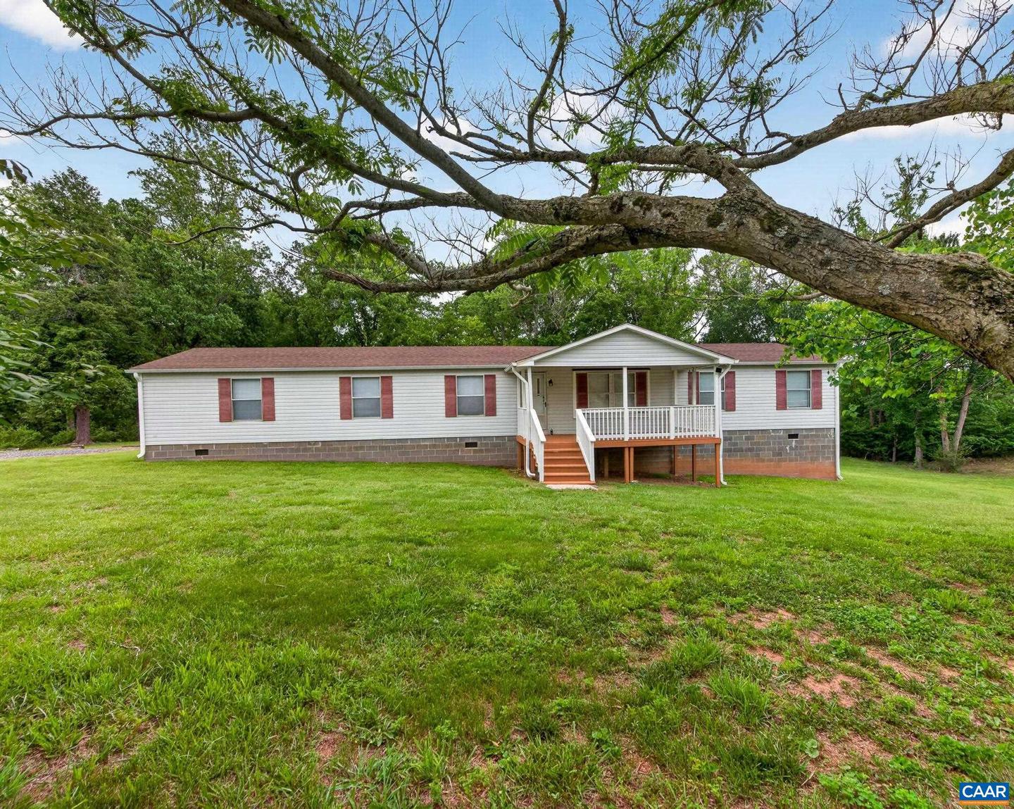 2026 Banton Shop Rd, Dillwyn