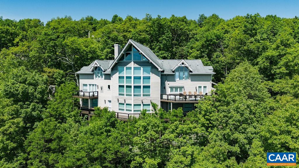 20 Knob Hill Pl