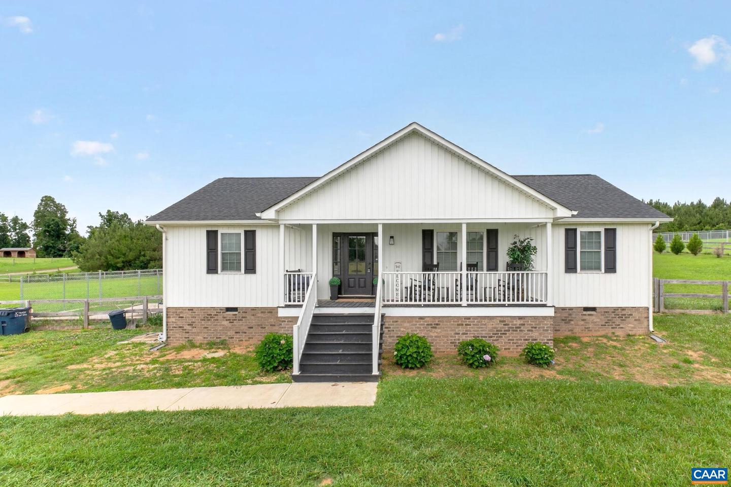 4267 Pin Oak Rd