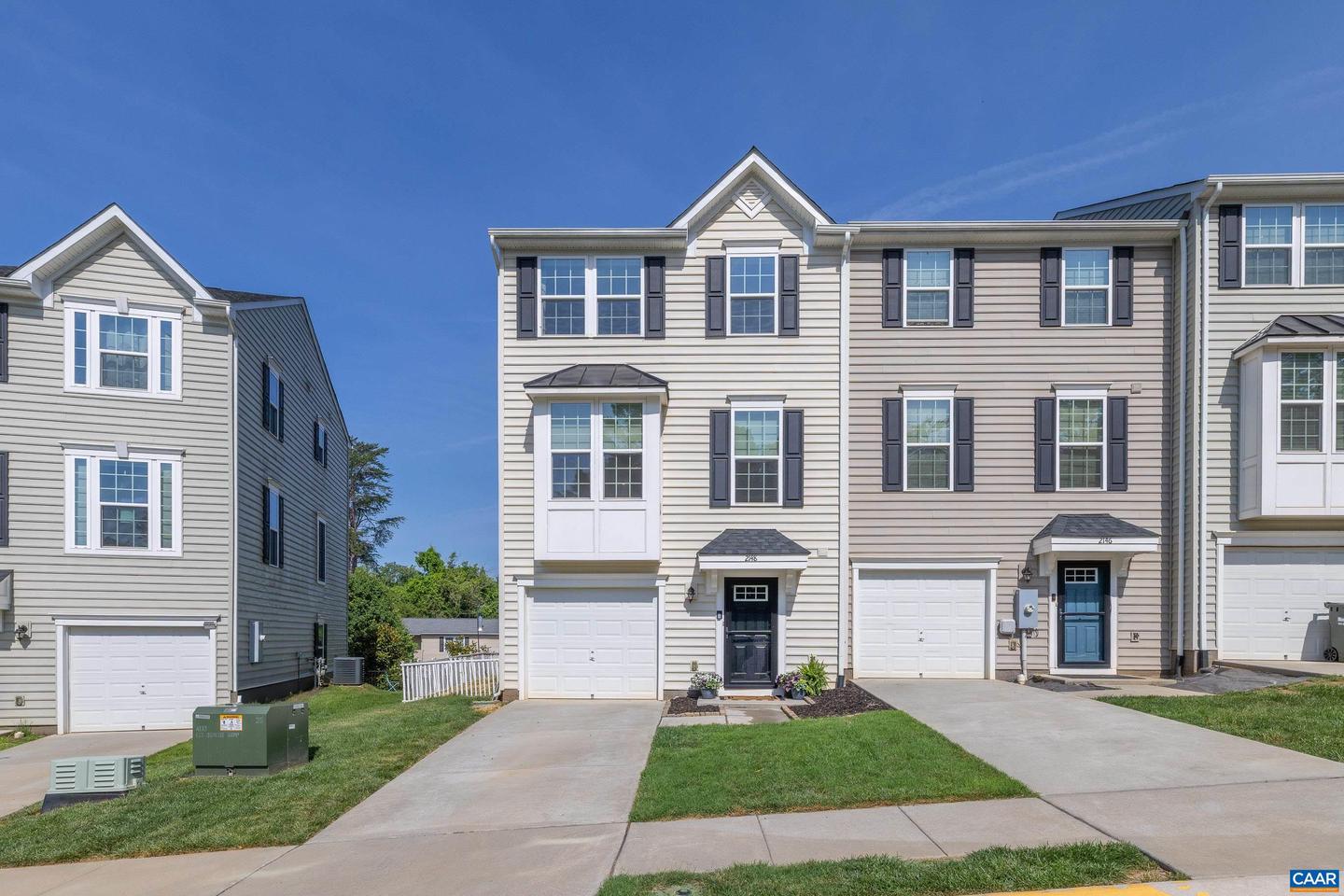 2148 Elm Tree Ct