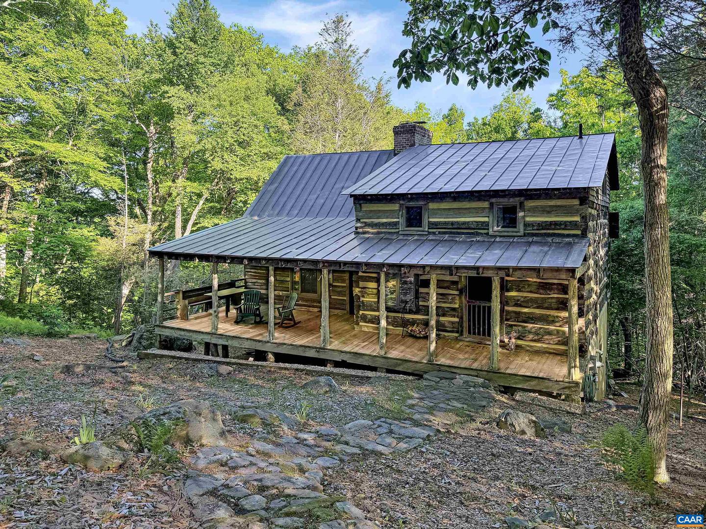20 Buckhorn Ln, Roseland