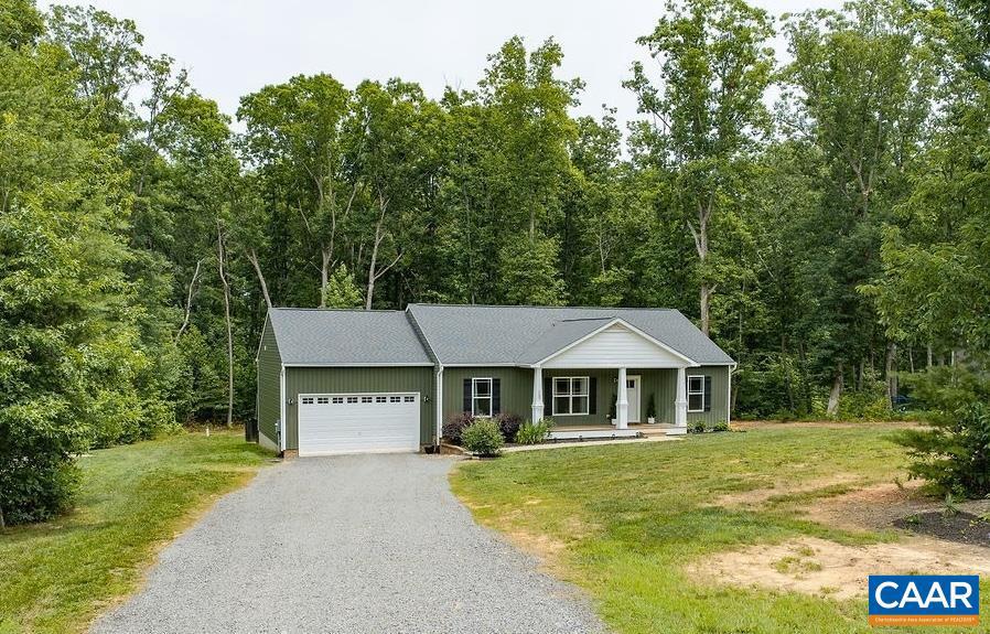 157 Hickory Ridge Cir