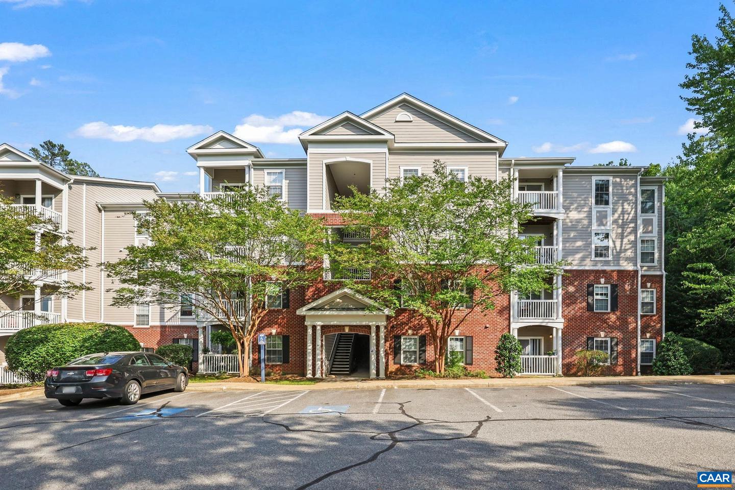 237 Yellowstone Dr # 6