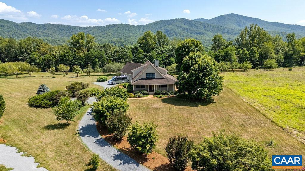 450 Phillips Ln, Nellysford