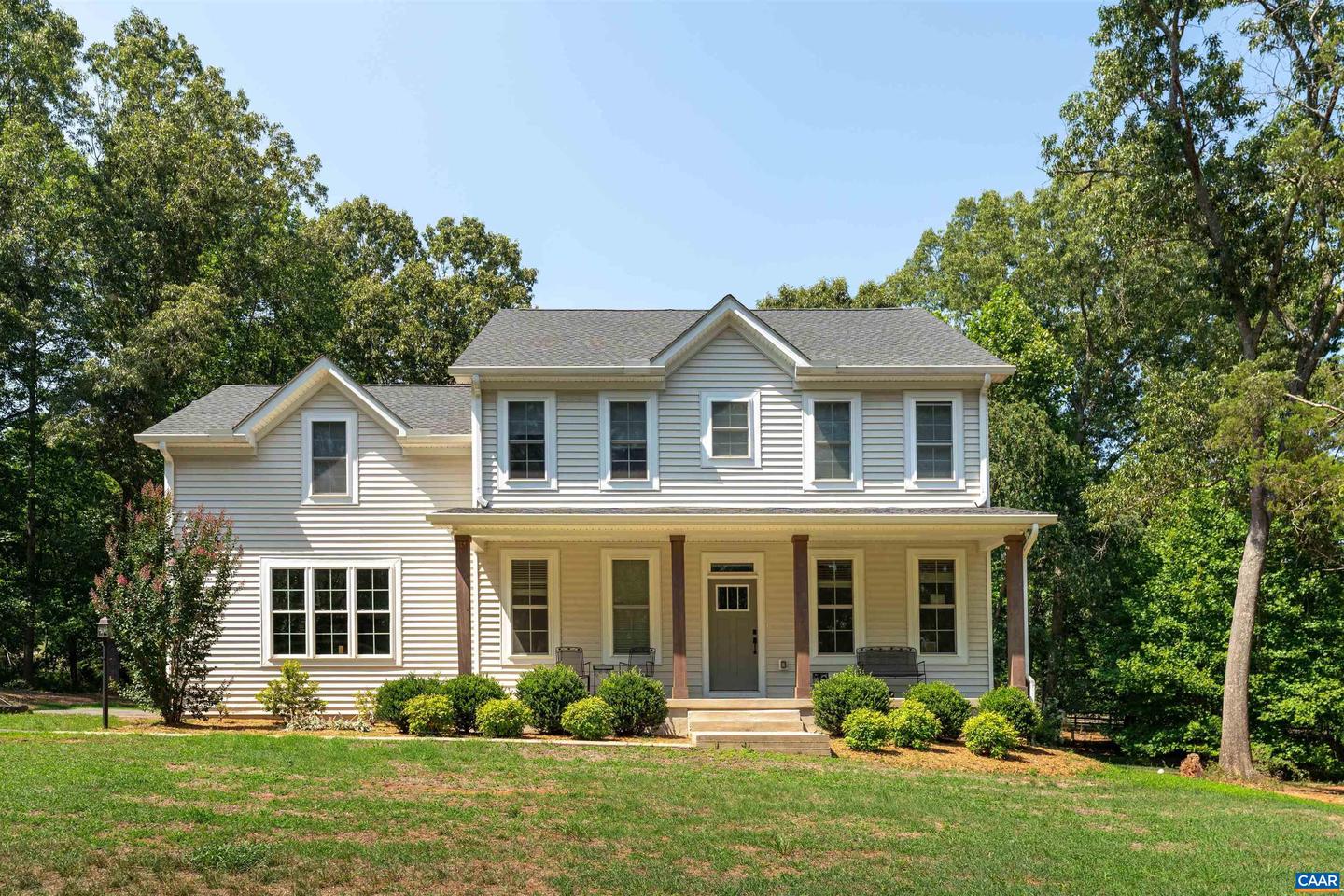 534 Tanager Woods Ct