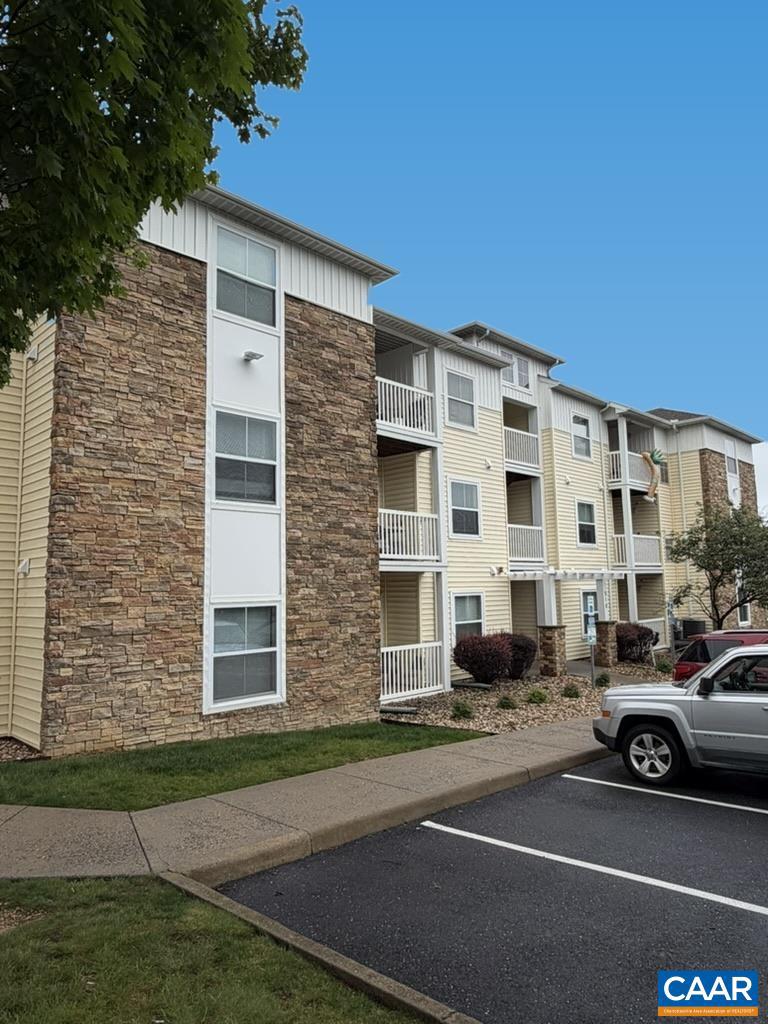 510 Davis Mill Dr #304