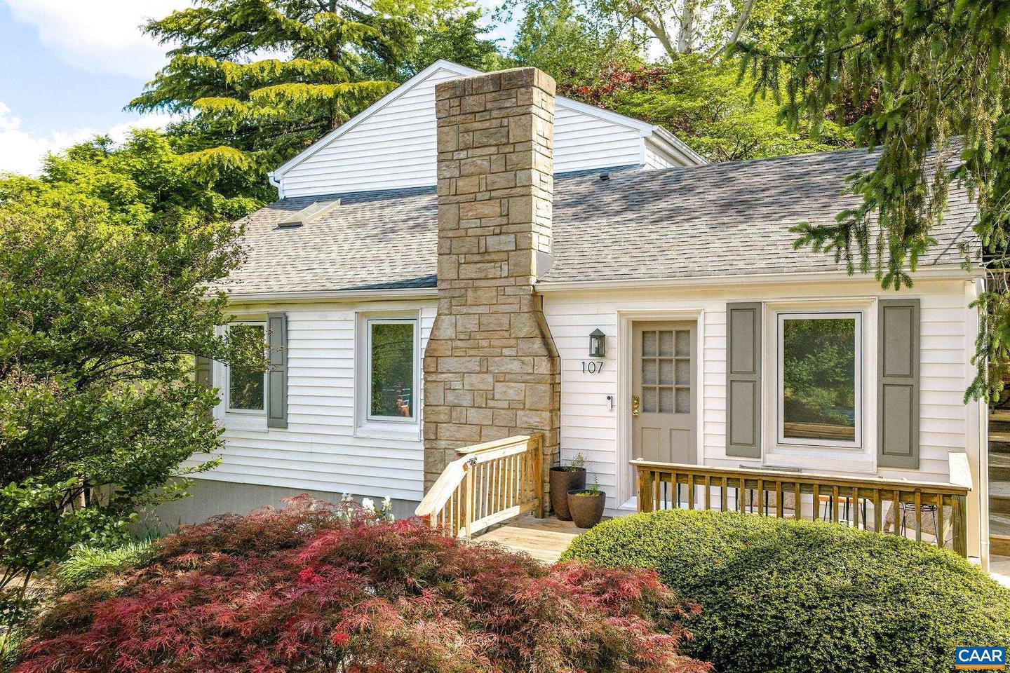 107 Perry Dr