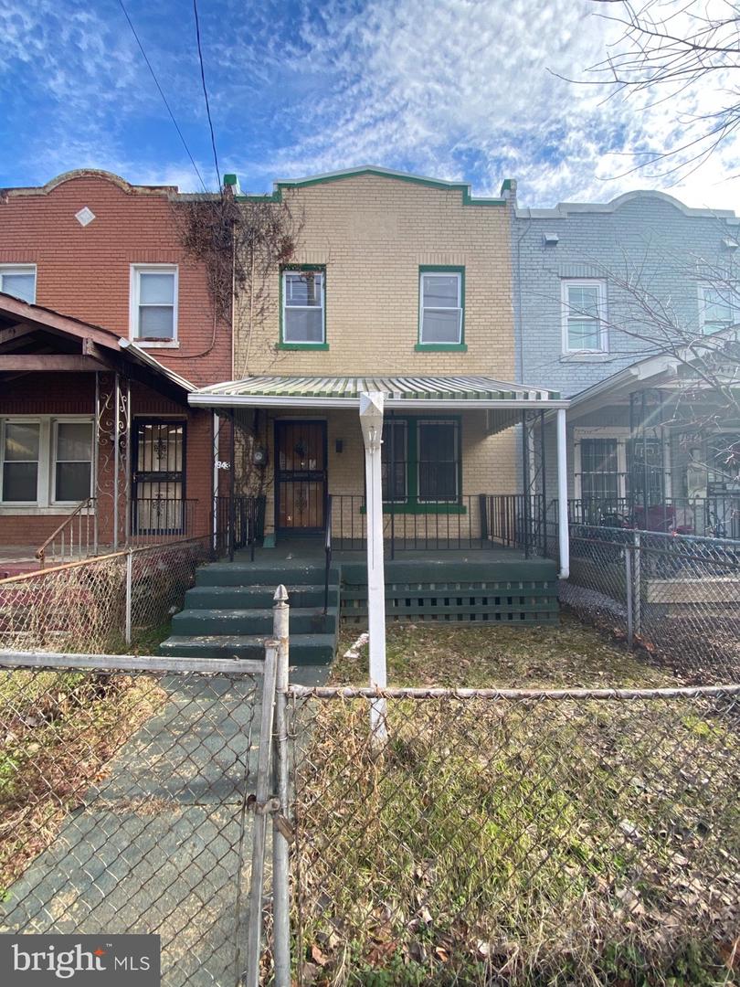 1943 Capitol Avenue NE