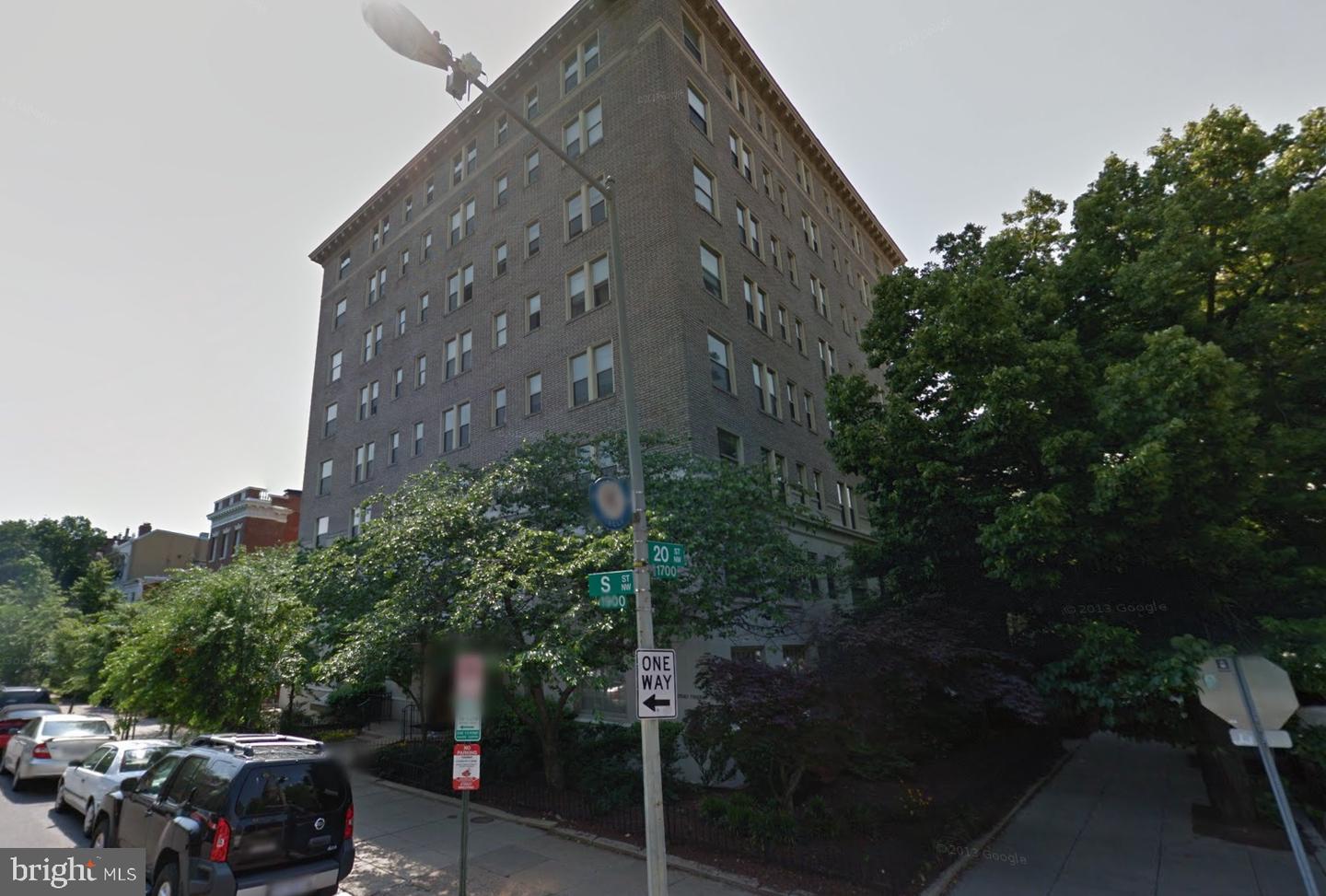 1920 S NW #806, Washington