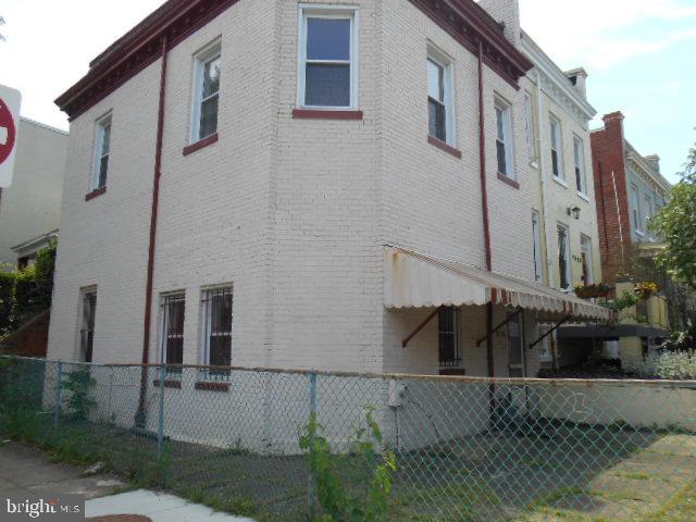 1431 C Street NE, Washington