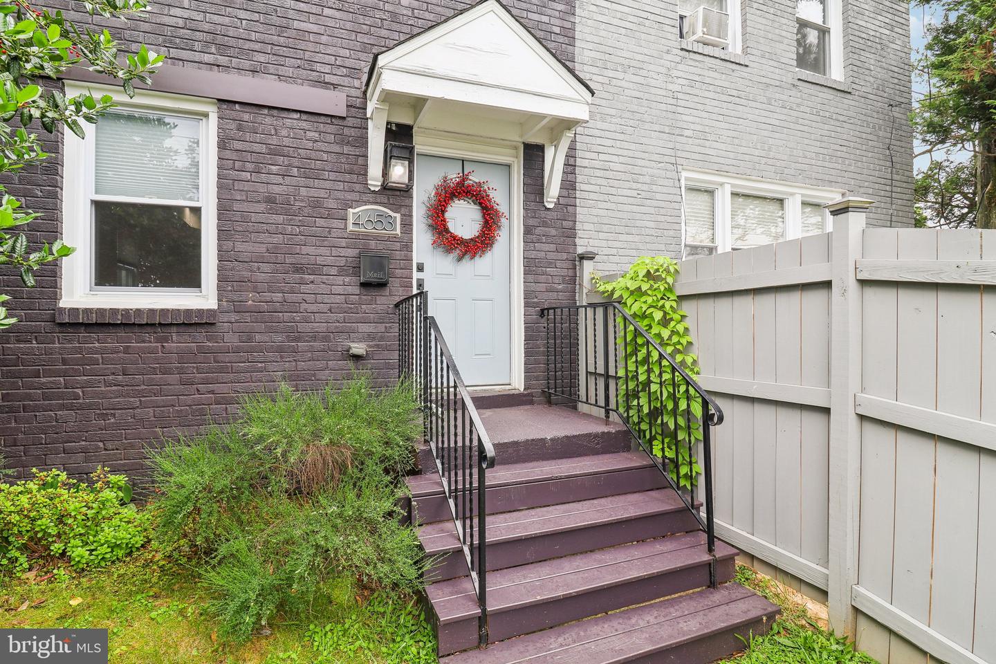 4653 H Street SE, Washington