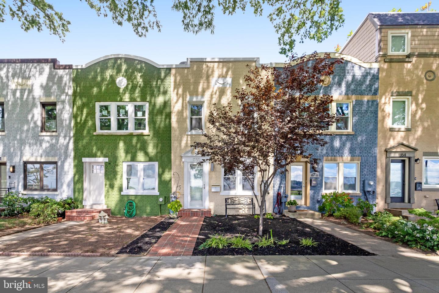 1350 L Street SE, Washington