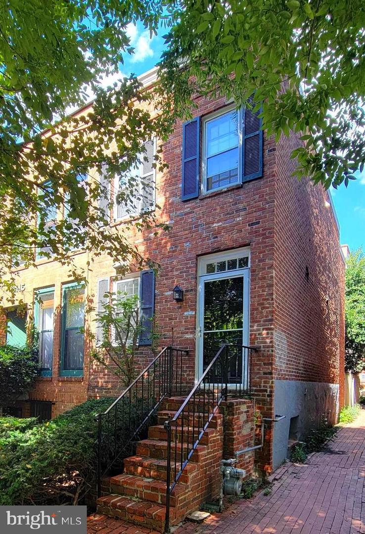2413 I Street NW, Washington