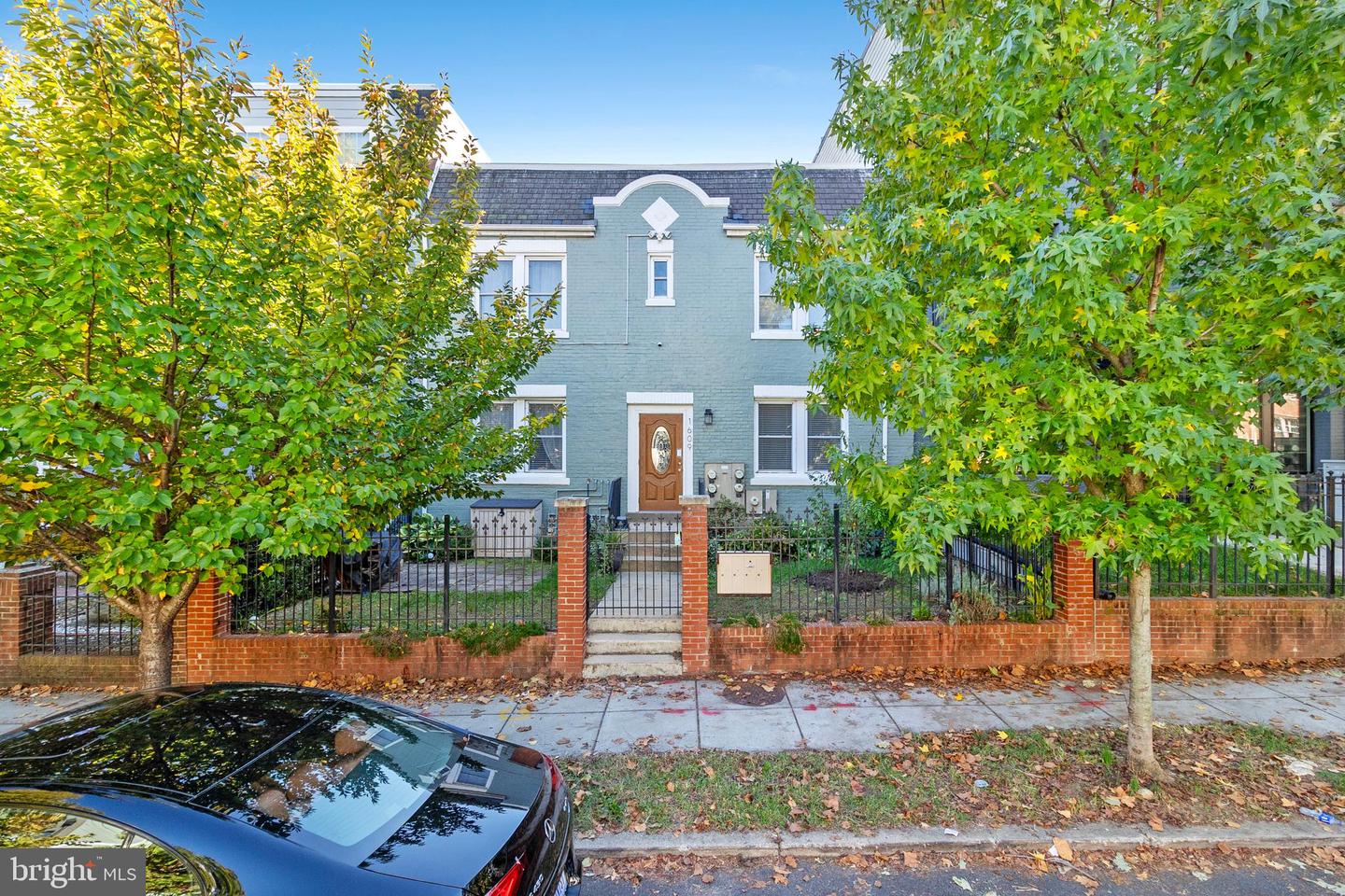 1609 Isherwood Street NE #2, Washington
