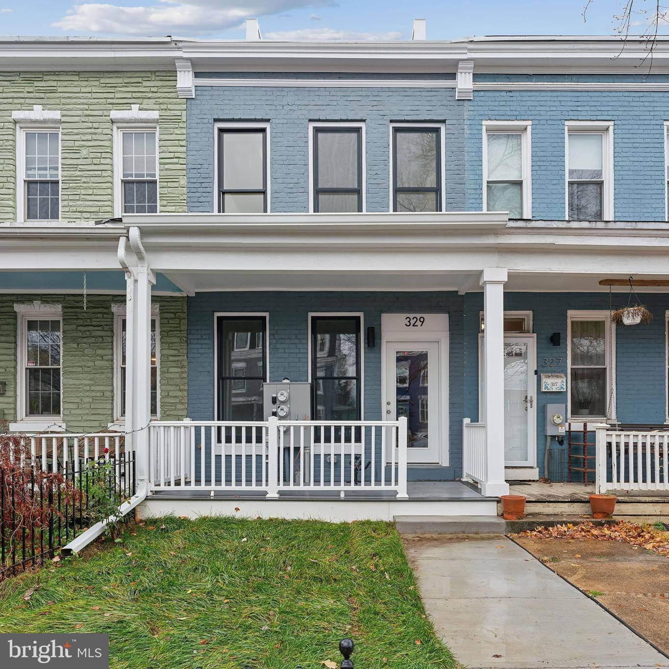 329 16th Street SE, Washington
