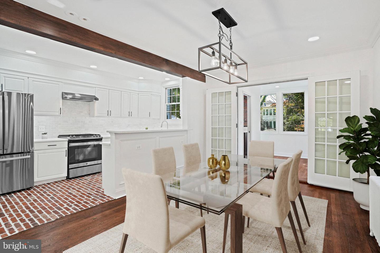 4410 Volta Place NW, Washington