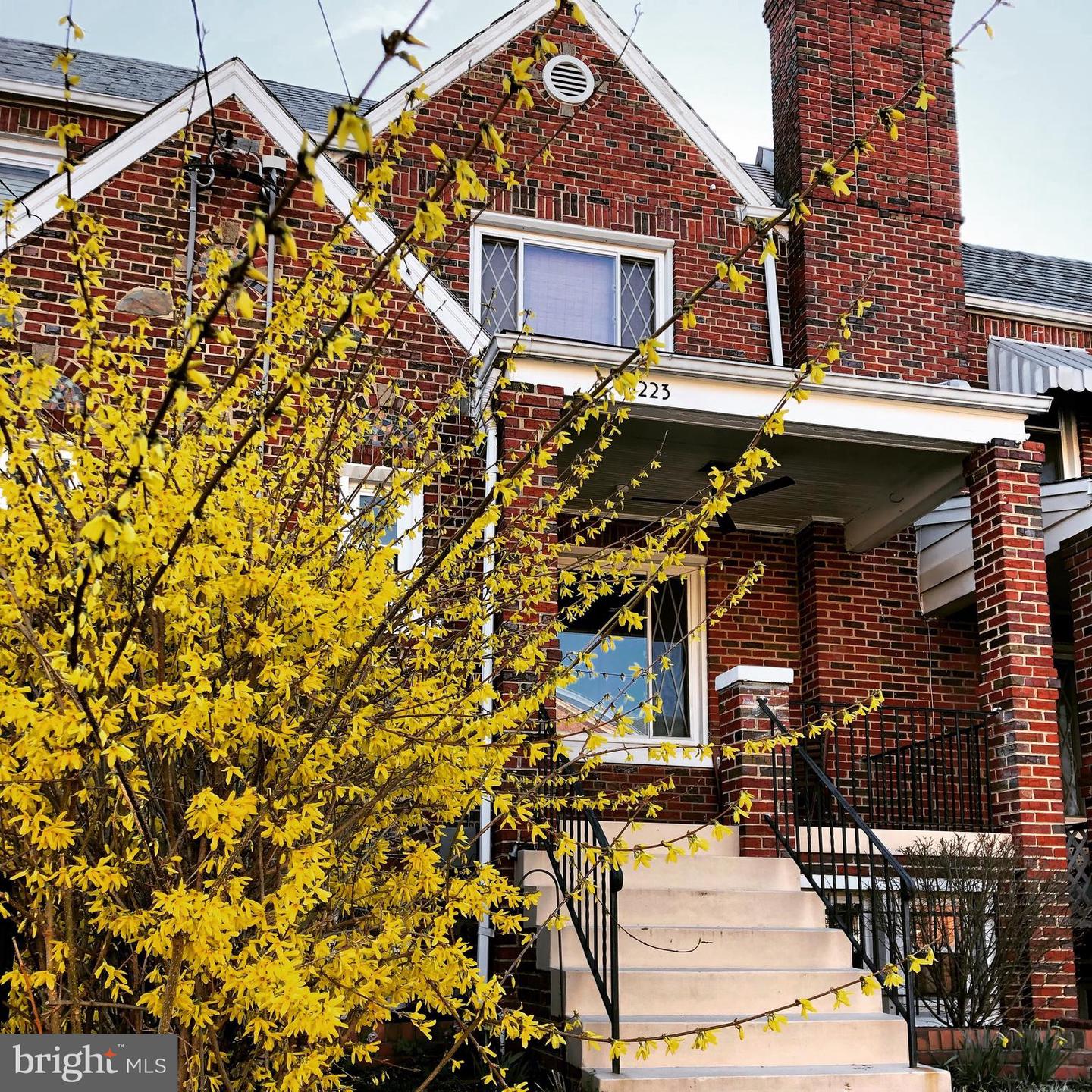 5223 2nd Street NW, Washington