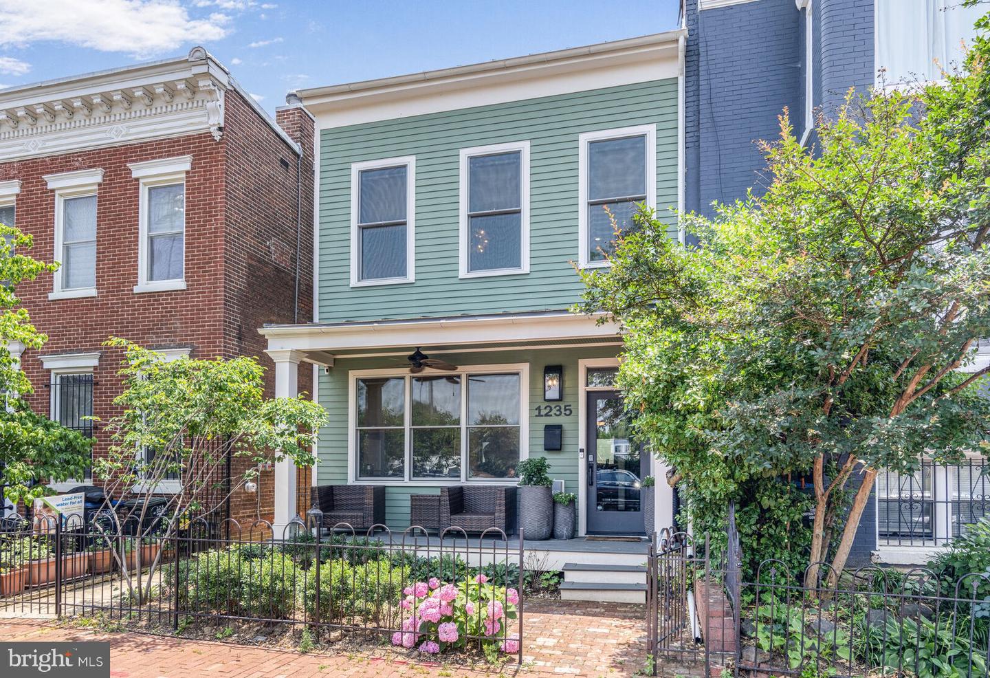 1235 E Street SE, Washington