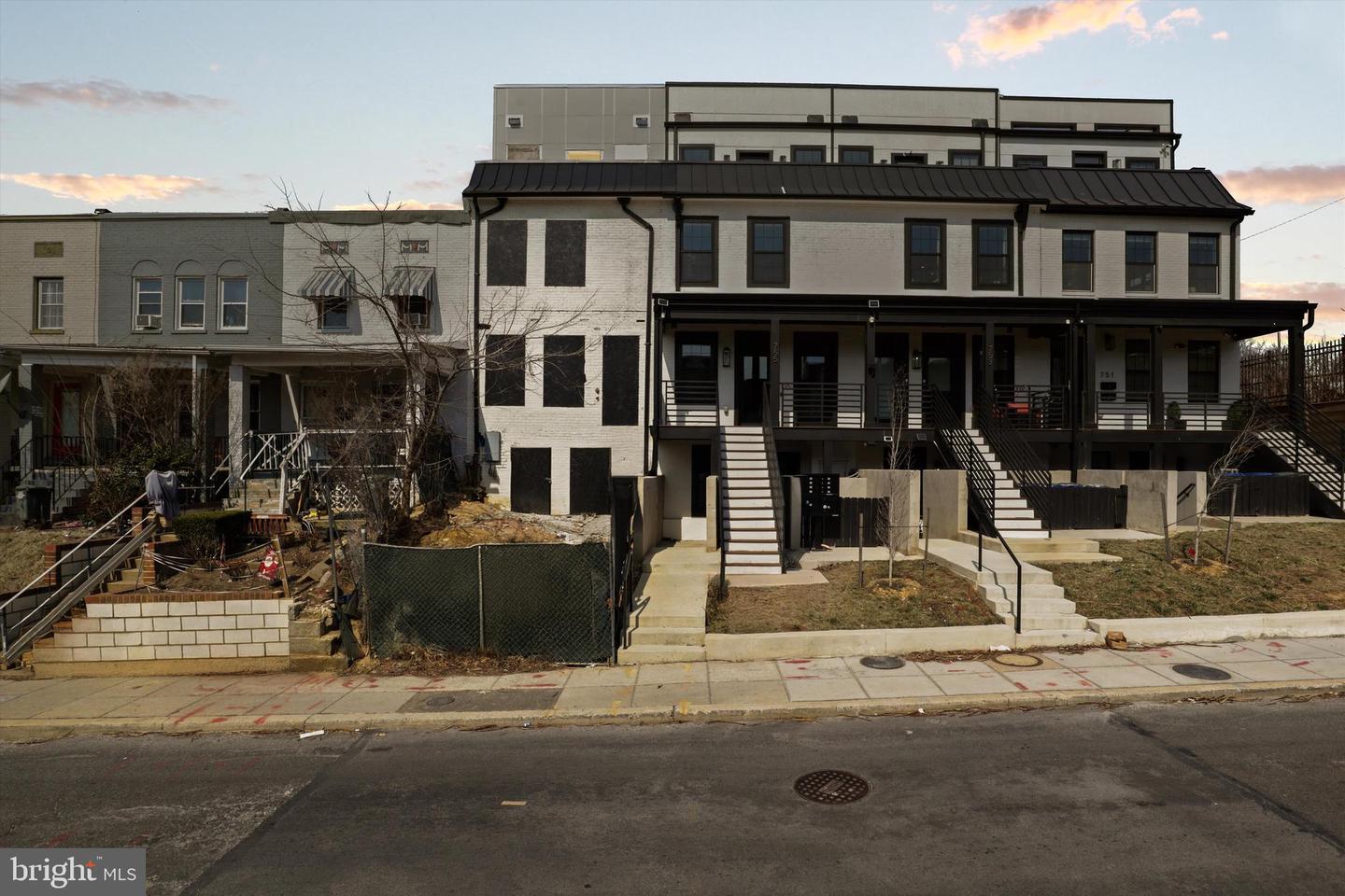 757 Columbia Road NW, Washington
