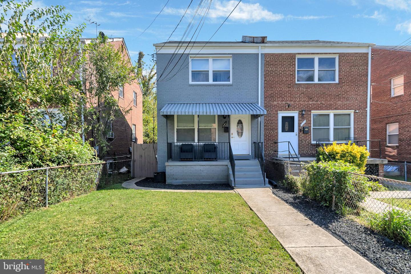 791 Barnaby Road SE, Washington