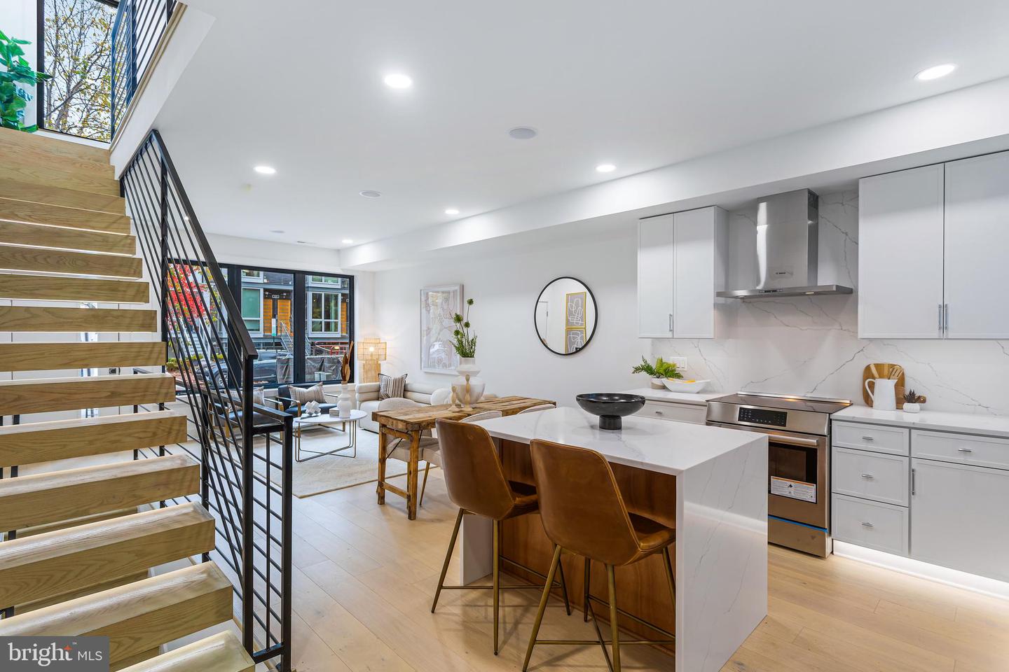 503 L Street NE, Washington