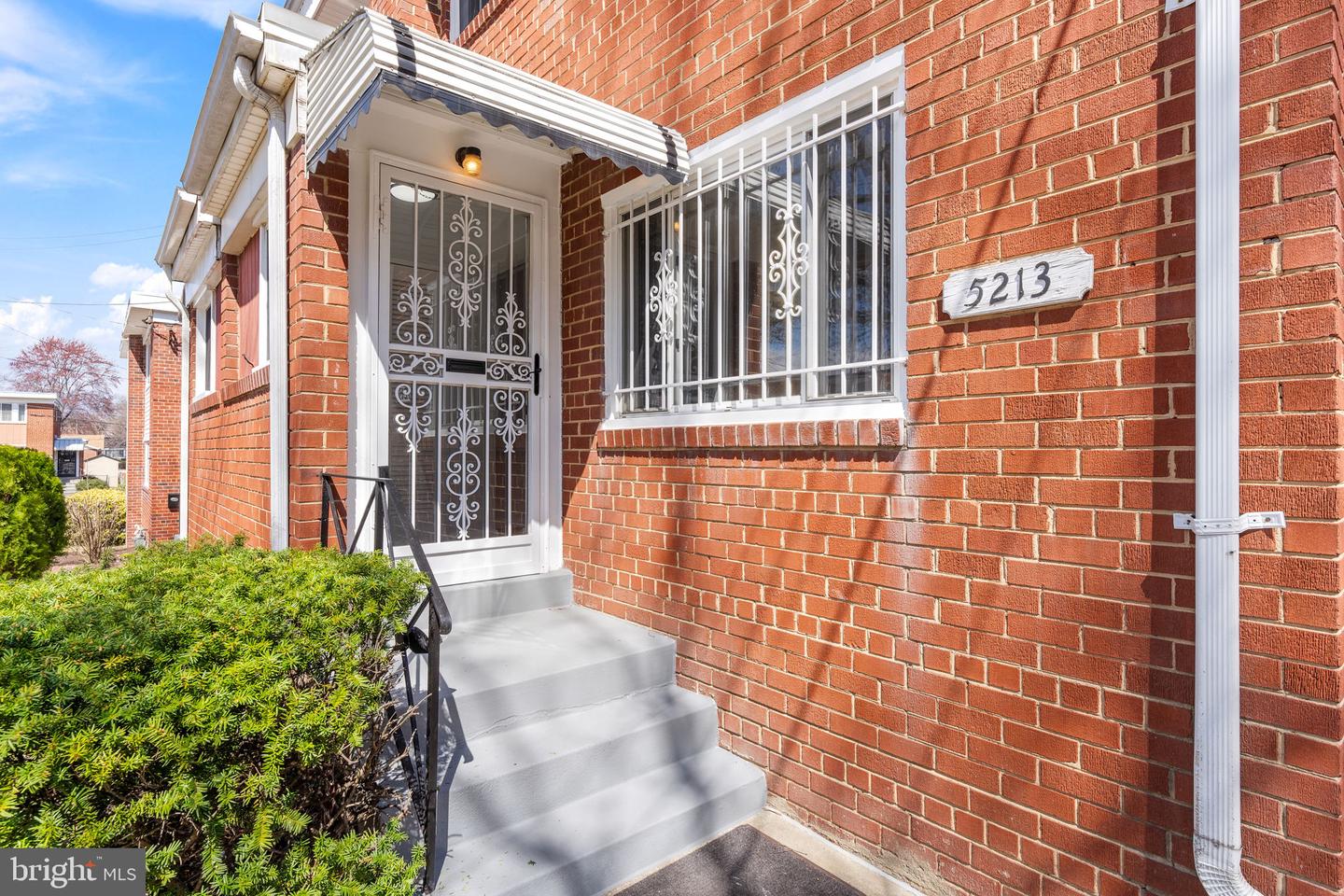 5213 12th Street NE, Washington