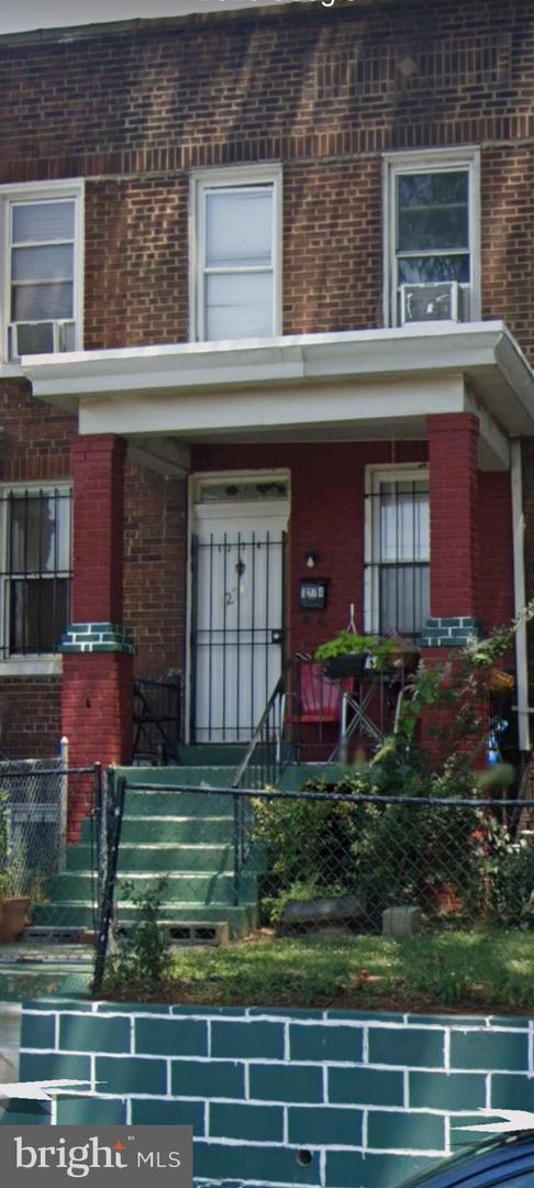 1274 Neal Street NE, Washington