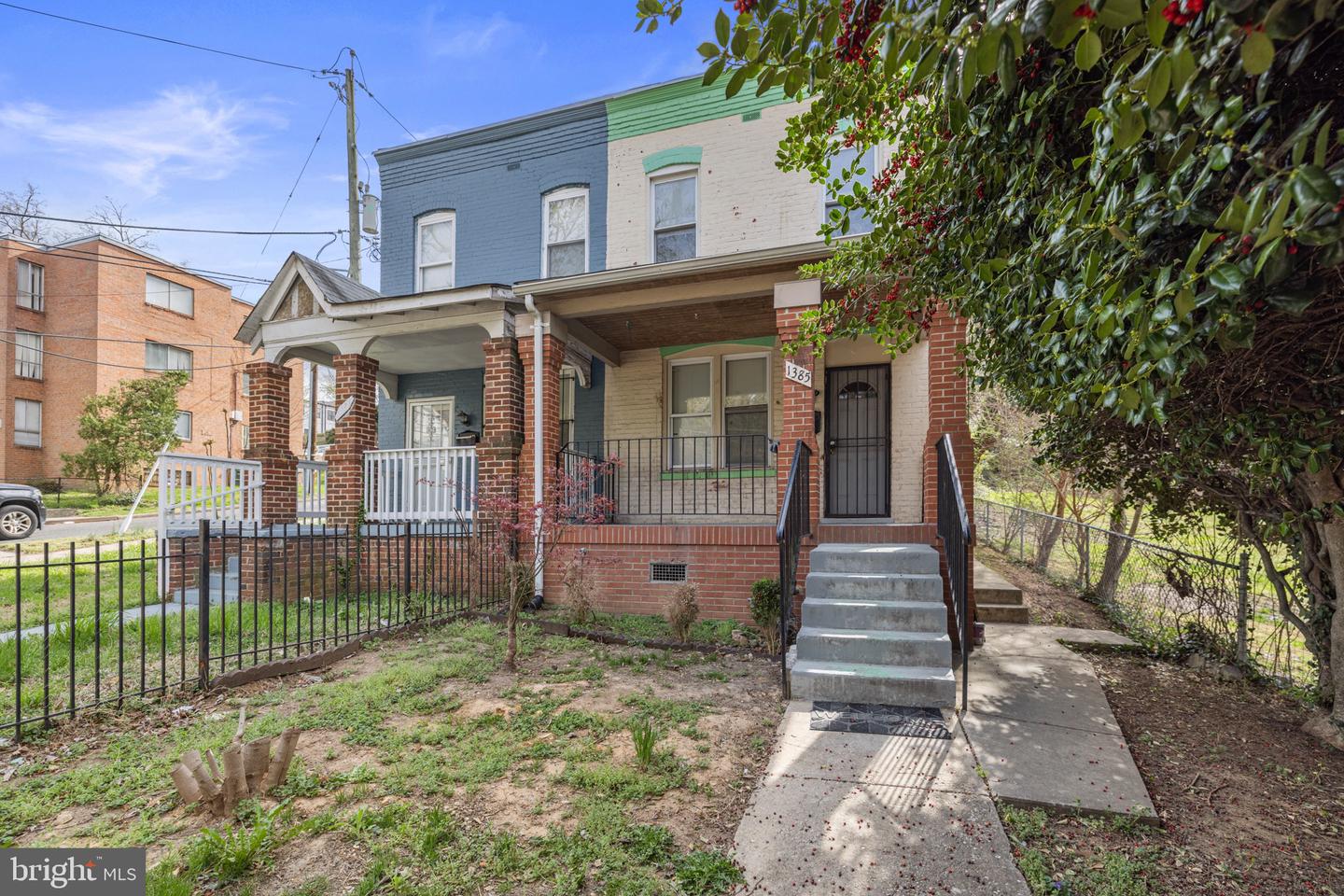 1385 Morris Road SE, Washington