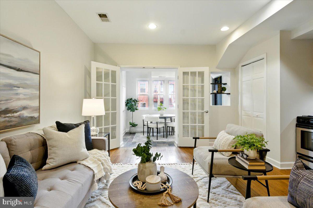 1606 Isherwood Street NE #2, Washington