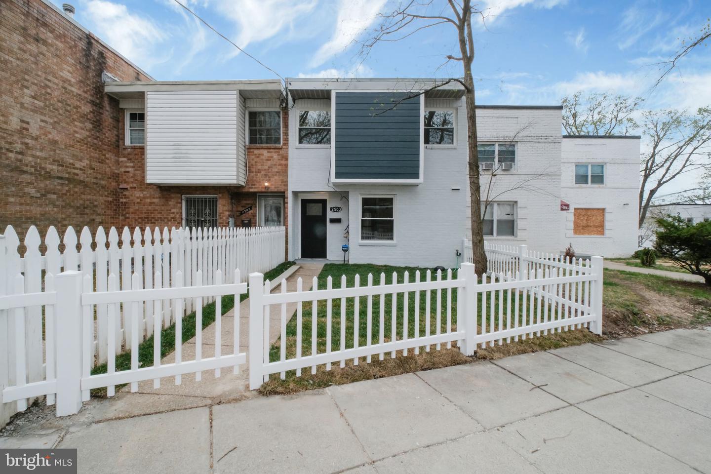 2503 Naylor Road SE, Washington