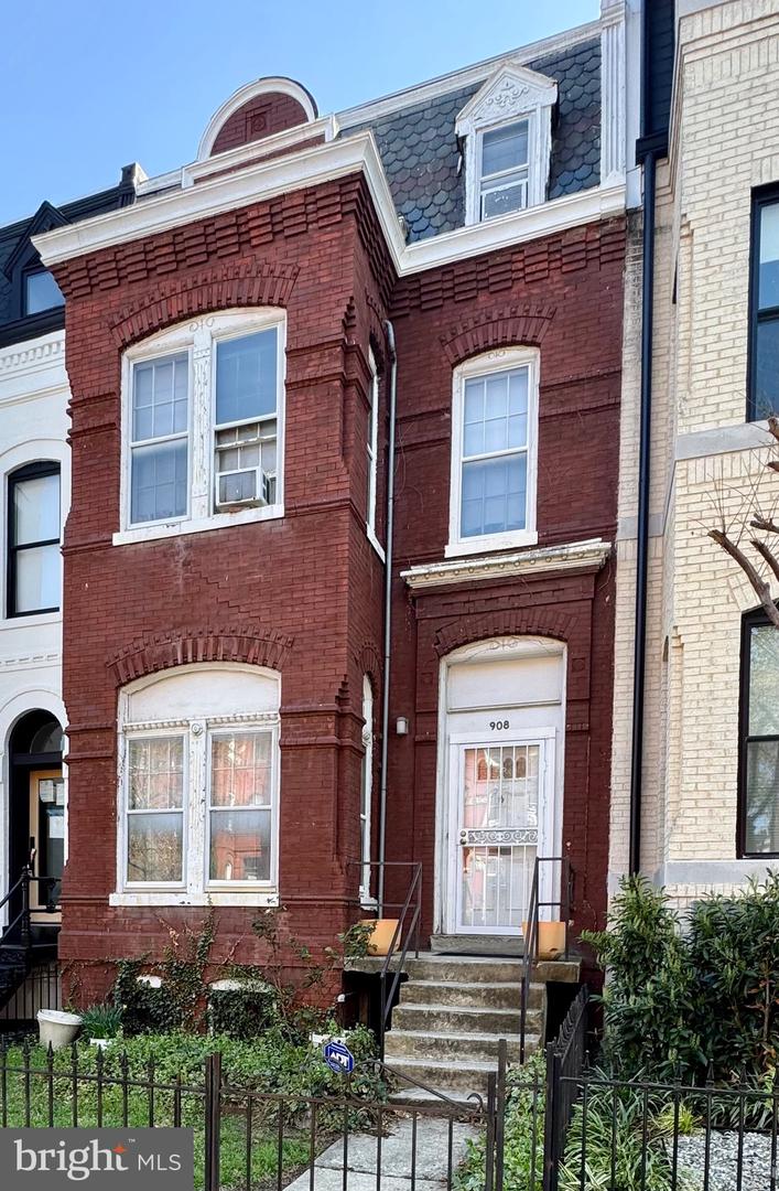 908 S Street NW, Washington