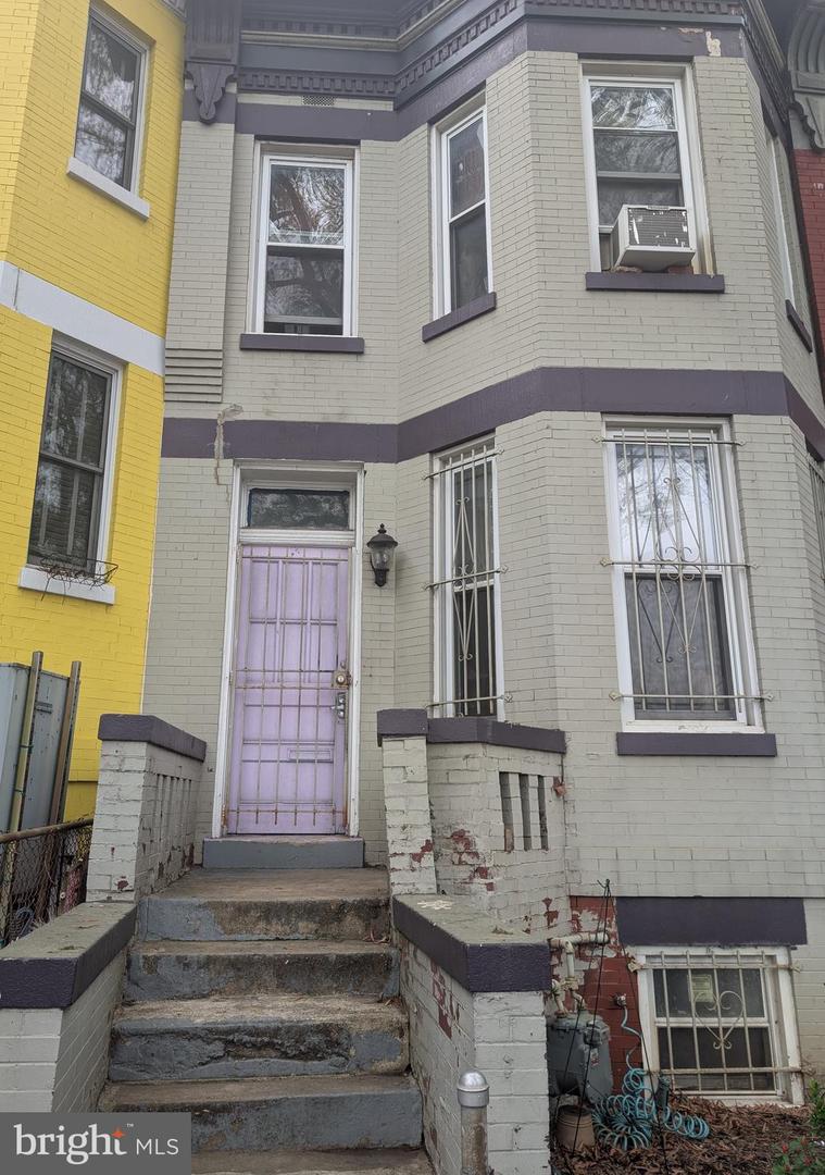 13 Rhode Island Avenue NE, Washington