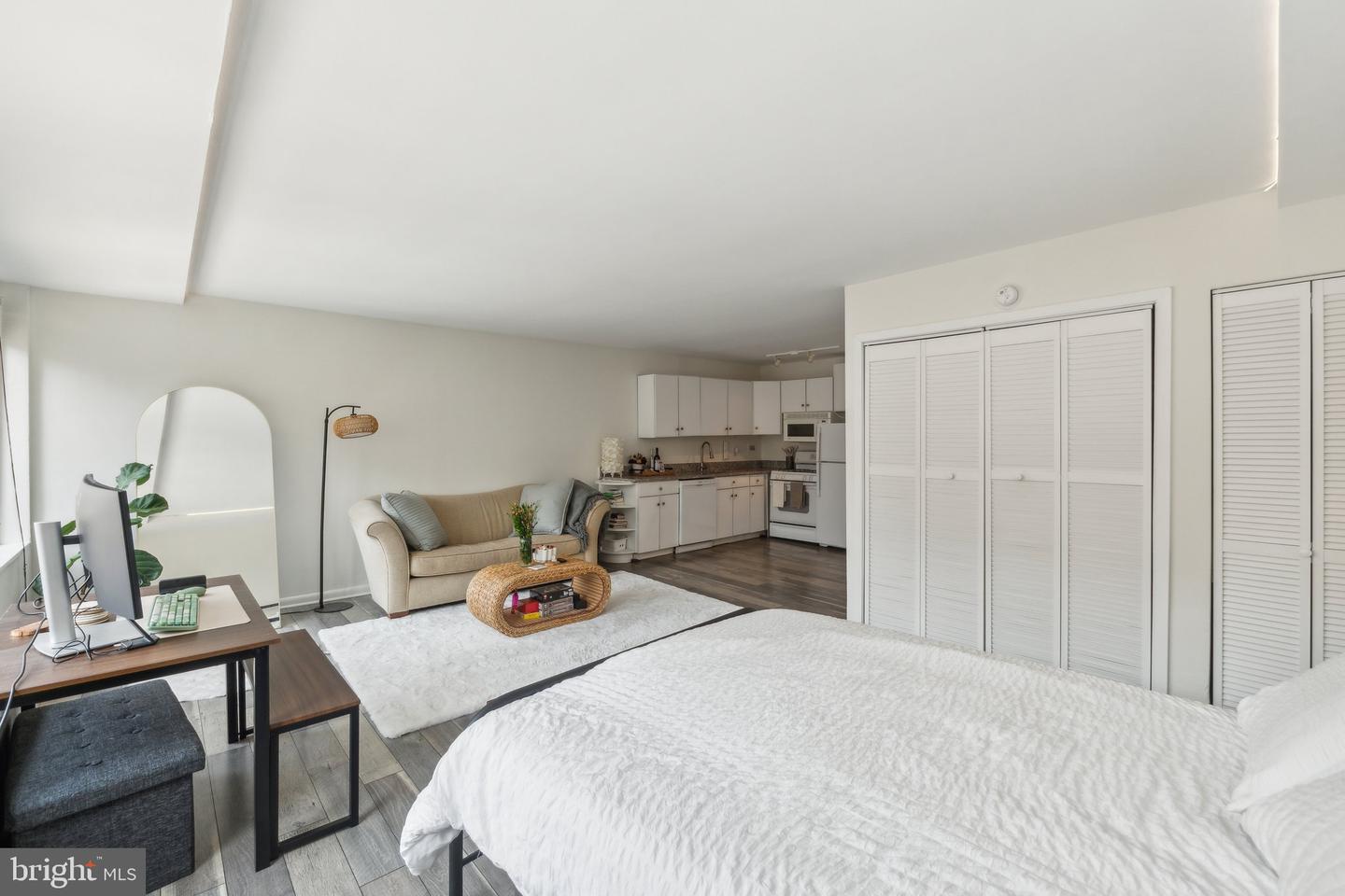 922 24th Street NW #212, Washington