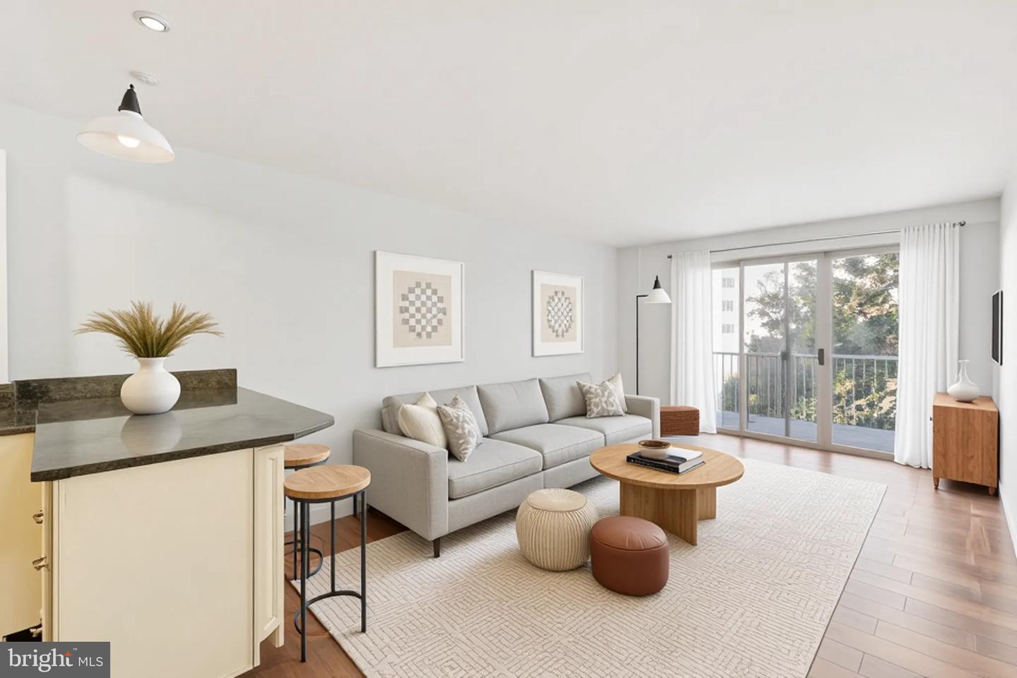 730 24th Street NW #321, Washington