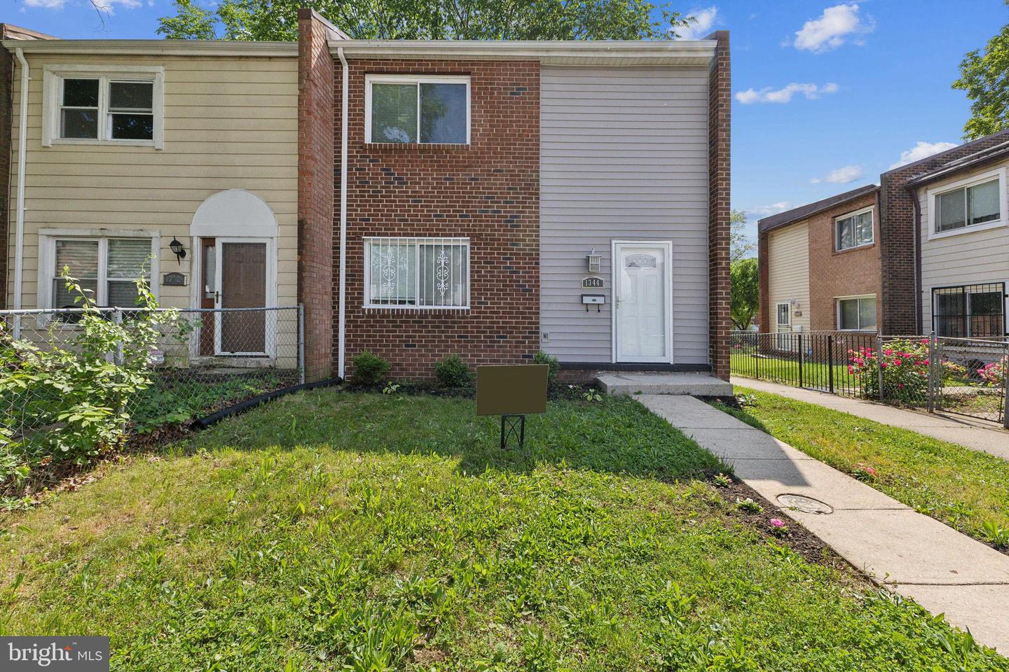 1344 Barnaby Terrace SE, Washington