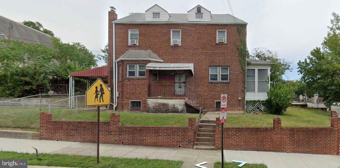 4924 Central Avenue NE, Washington