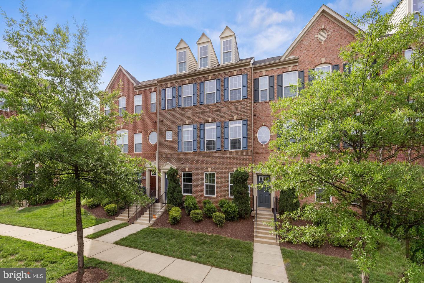 2518 Baldwin Crescent NE, Washington
